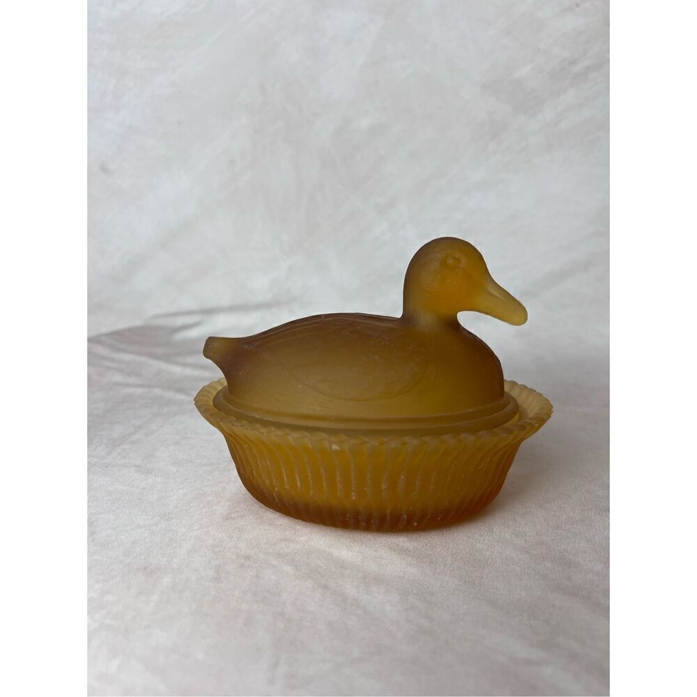 Vintage Apricot Satin Glass Duck on Nest
